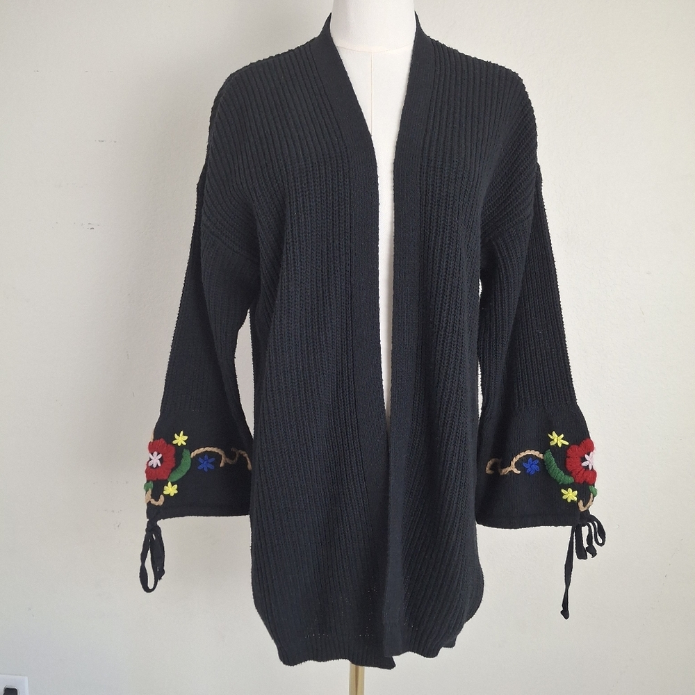 Anthropologie Sunday In Brooklyn Open Front Cardigan With Embroidered Sleeves